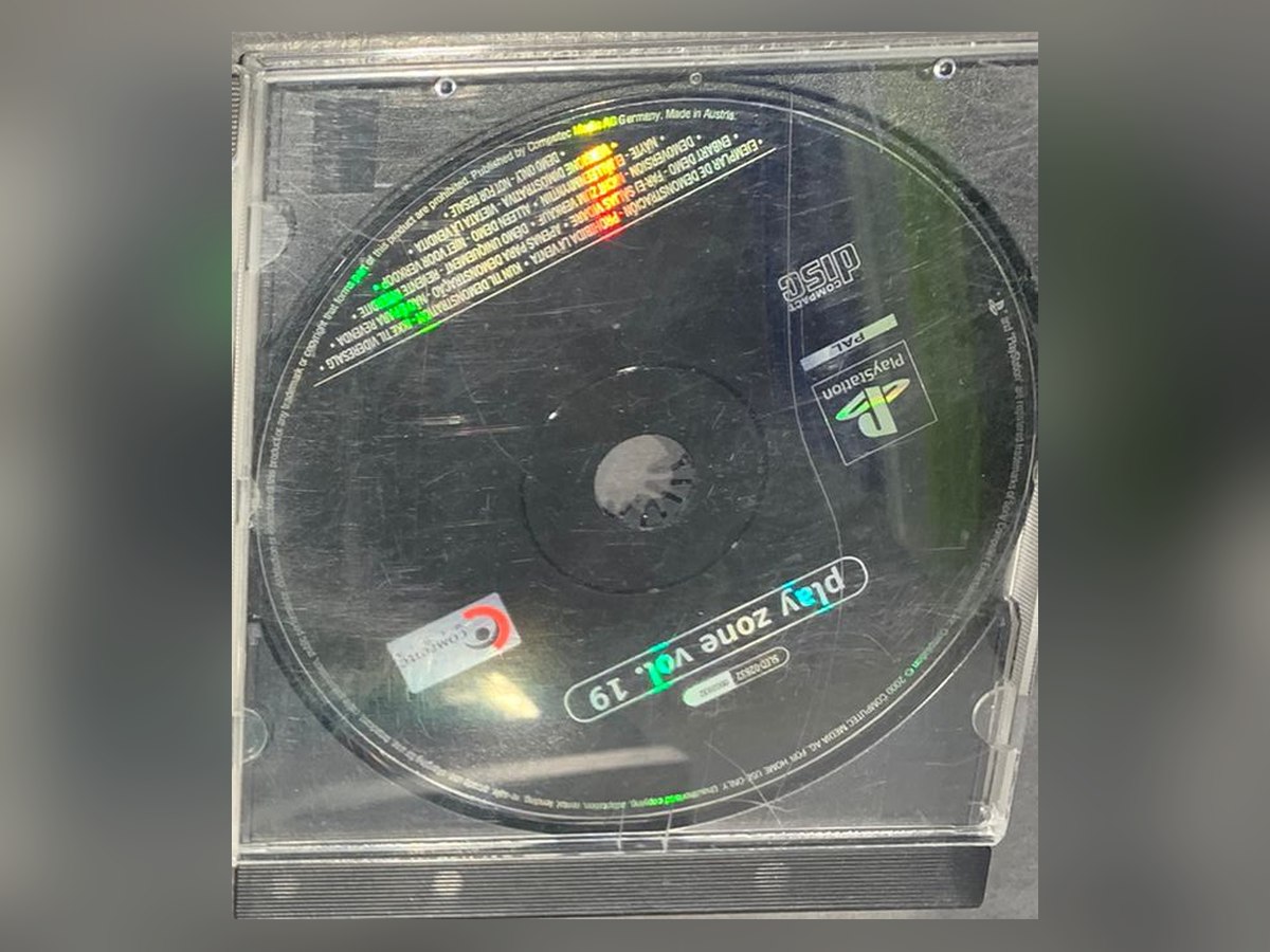 Play Zone Vol. 19 — PlayStation (disc demo de colecție)