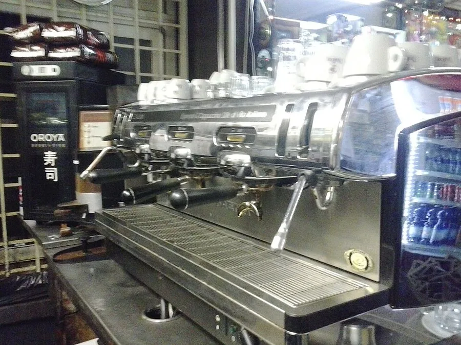 Espressor Philips LatteGo