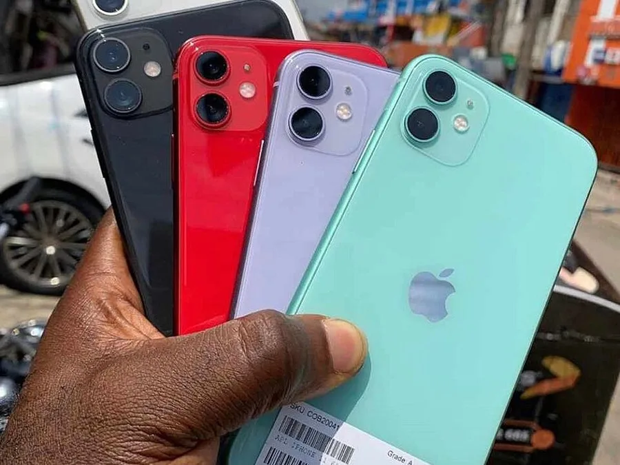 iPhone 11 128GB Alb